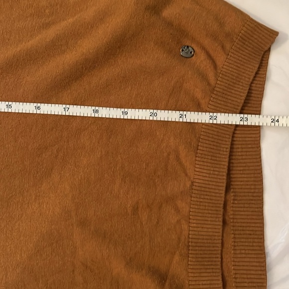 Benetton Women’s M silk cotton cashmere lightweight turtleneck fall winter - Picture 8 of 10